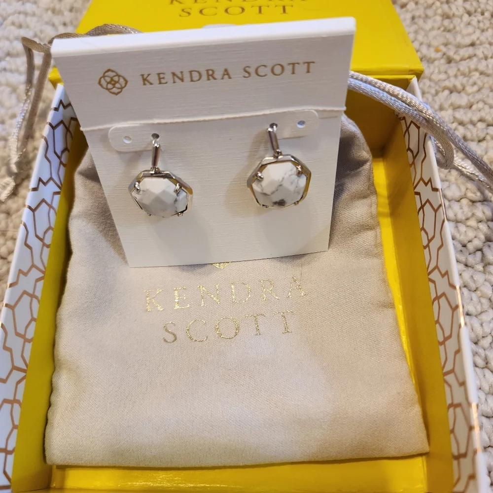 Kendra Scott Silver and White Hexagon Earrings. NO BOX INCLUDED - Picture 2 of 6